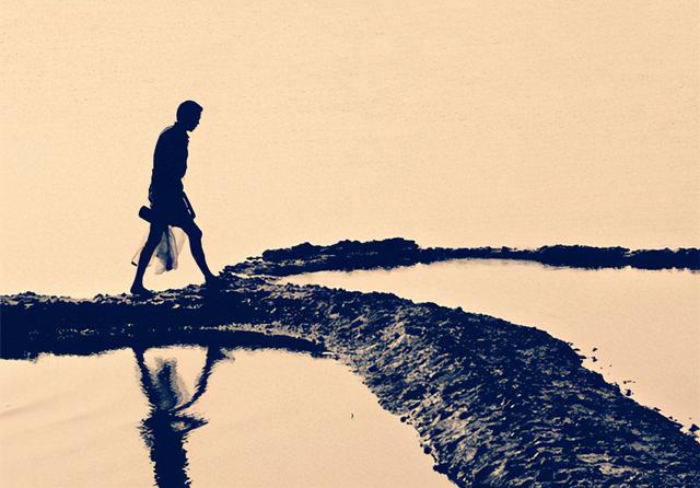 人本是人，不必刻意去做人。