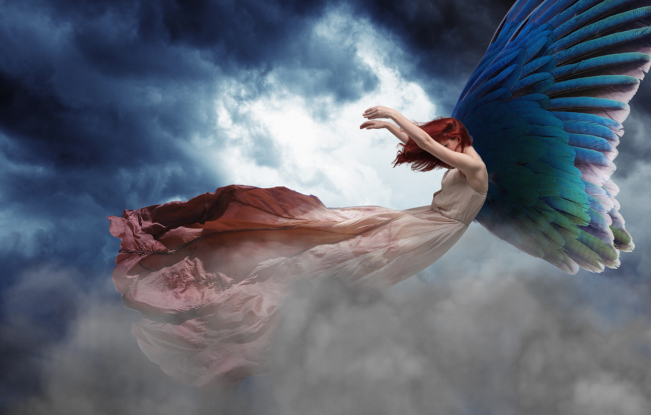 折断翅膀的天使，依旧可以飞翔。